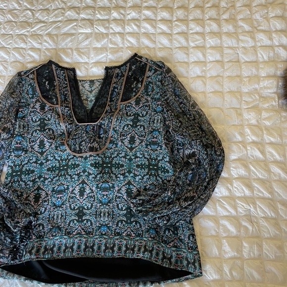 Nanette Lenore vintage silk blouse - Picture 3 of 9